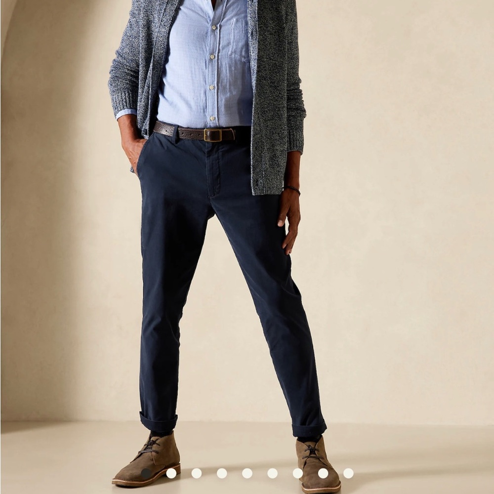 Men’s Slim Fit Chino Pants - size 28x28, Navy, Banana Republic